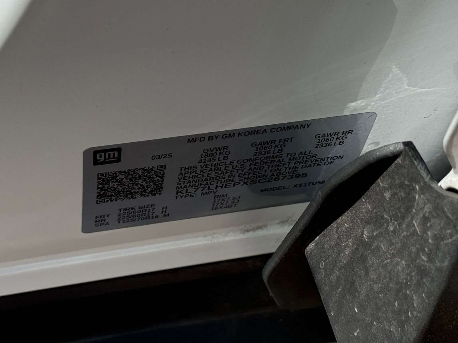 Used 2025 Chevrolet Trax LT w/ LT Convenience Package FWD image 29