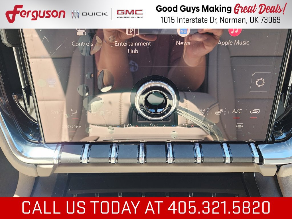 New 2026 GMC Yukon Denali w/ Denali Reserve Package AWD/4WD image 33
