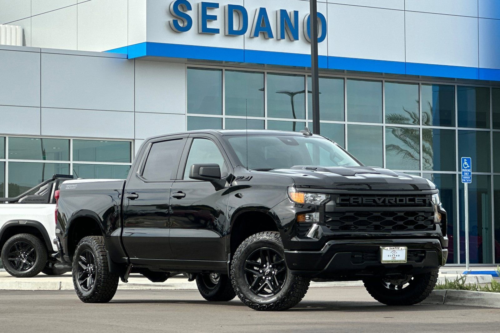 New 2026 Chevrolet Silverado 1500 Custom Trail Boss w/ Dark Appearance Package AWD/4WD image 2
