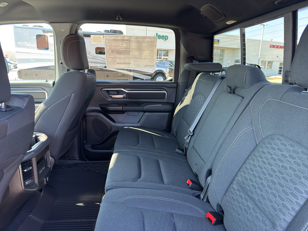 New 2026 RAM 1500 Big Horn AWD/4WD image 34