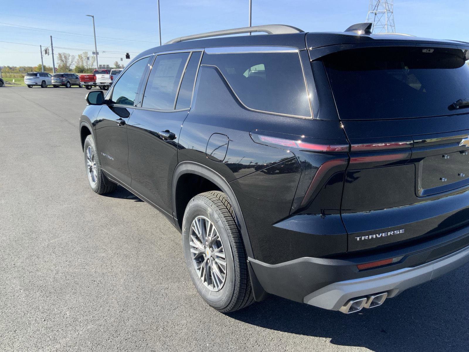 New 2026 Chevrolet Traverse LT w/ Driver Confidence Package image 19
