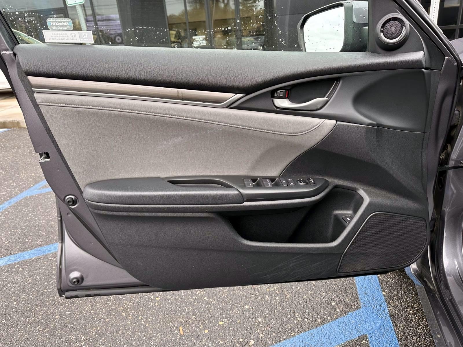 Used 2019 Honda Civic EX-L image 8