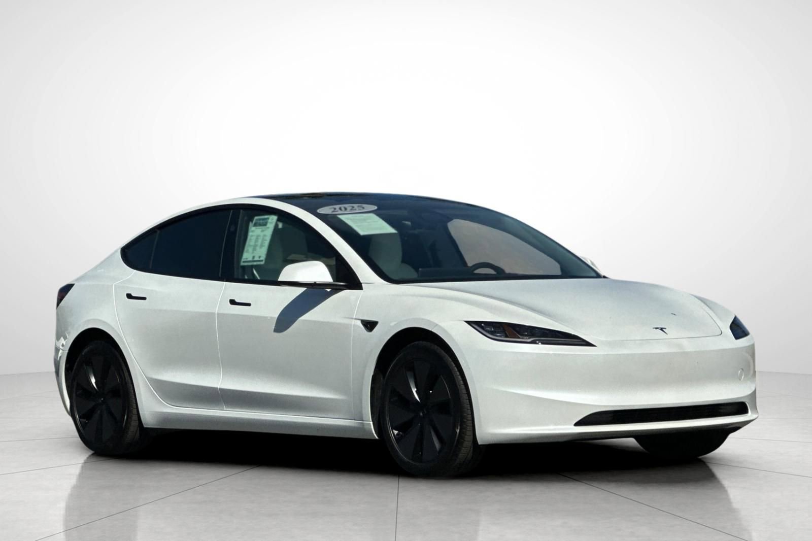 Used 2025 Tesla Model 3 Long Range image 18