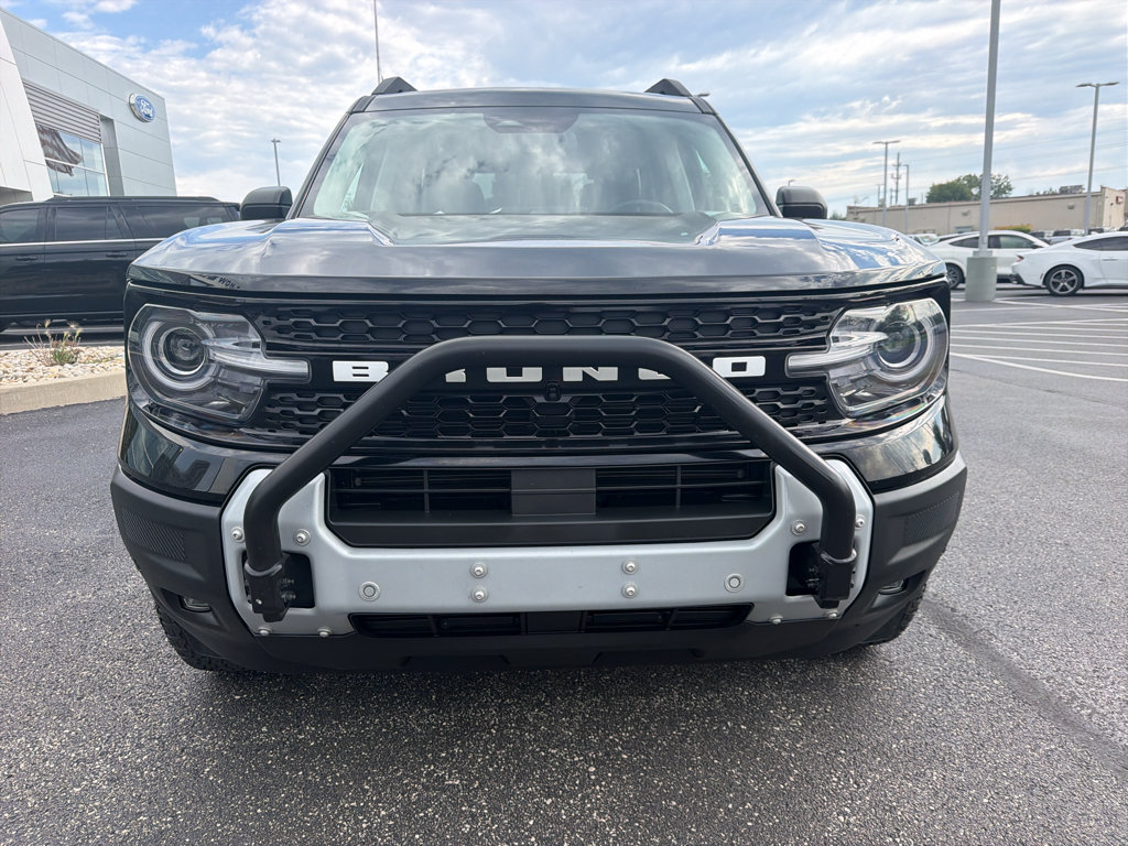 Used 2025 Ford Bronco Sport Outer Banks w/ Sasquatch Outer Banks Package AWD/4WD image 3