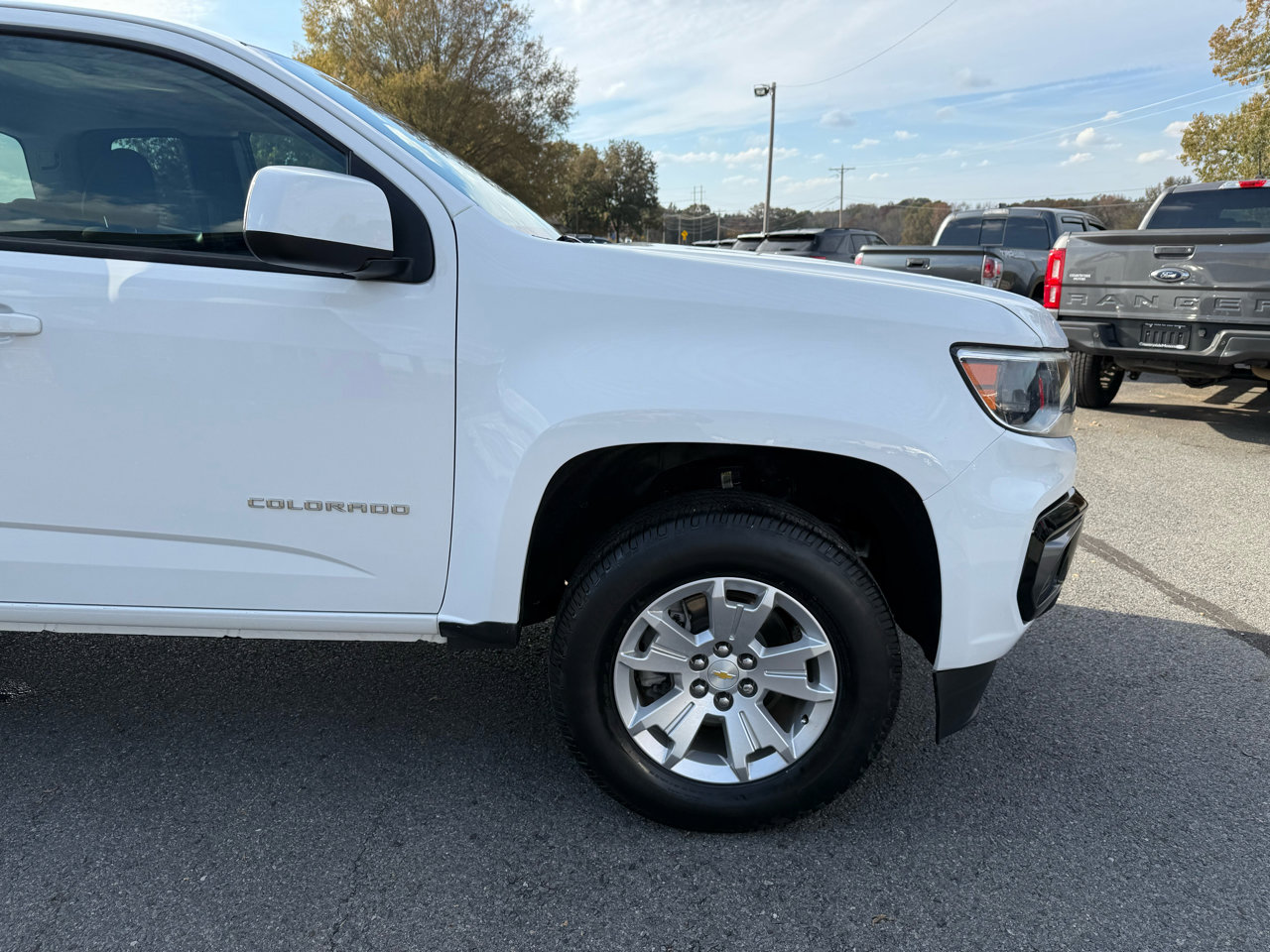 Used 2022 Chevrolet Colorado LT w/ Fleet Safety Package image 36