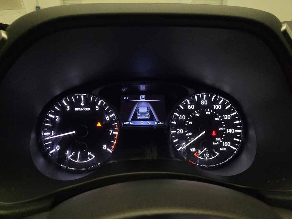 Used 2020 Nissan Pathfinder SV FWD image 23