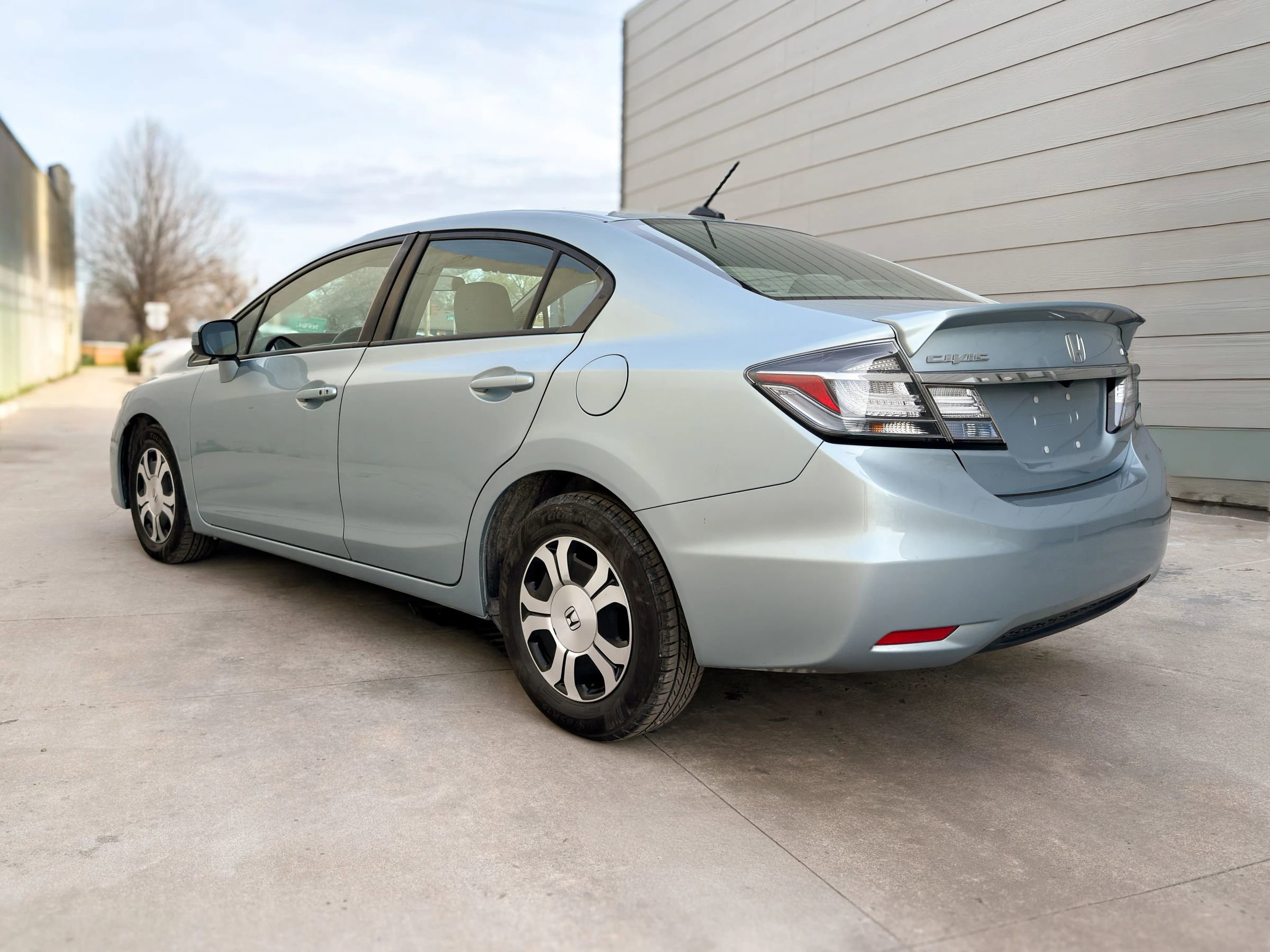 Used 2015 Honda Civic Hybrid Sedan image 5