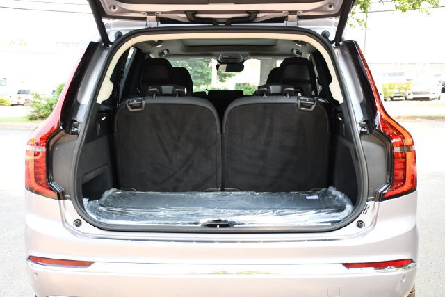 New 2026 Volvo XC90 B6 Plus w/ Protection Package Premier AWD/4WD image 26