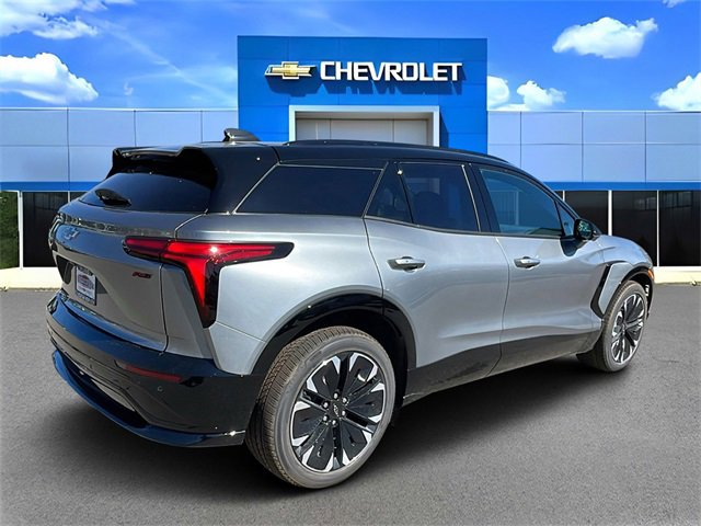 New 2026 Chevrolet Blazer EV RS image 3