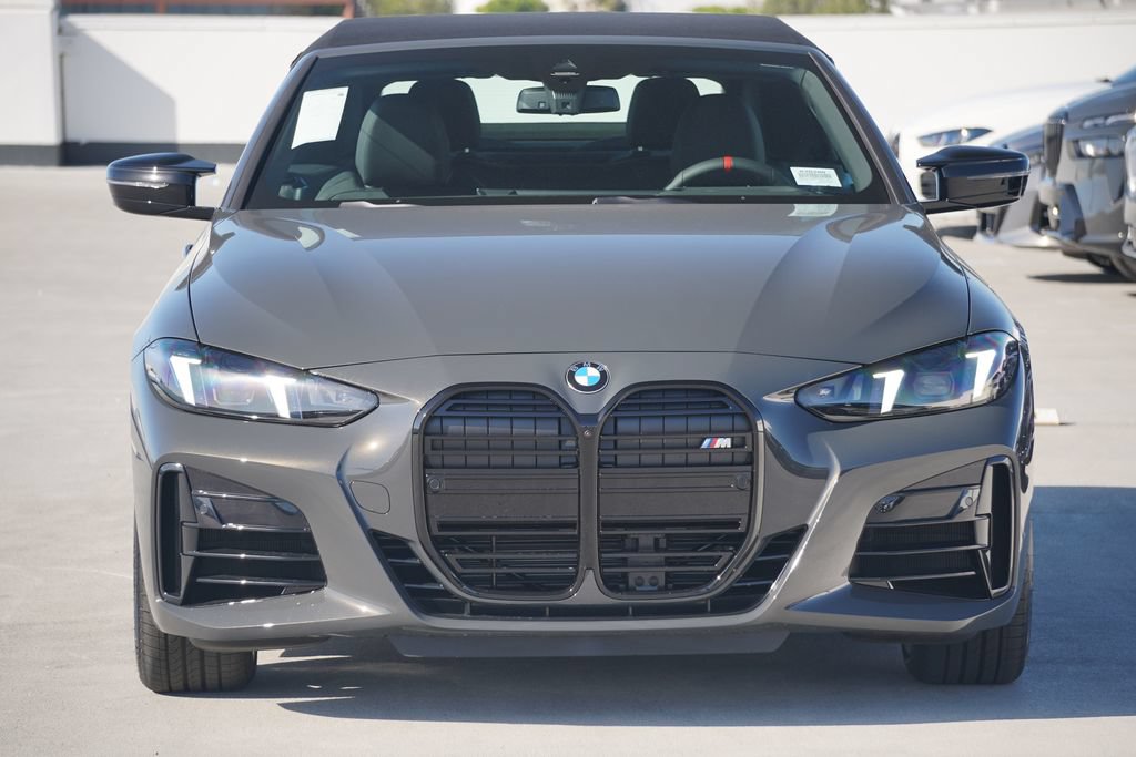 Used 2026 BMW M440i Convertible w/ Premium Package RWD image 3