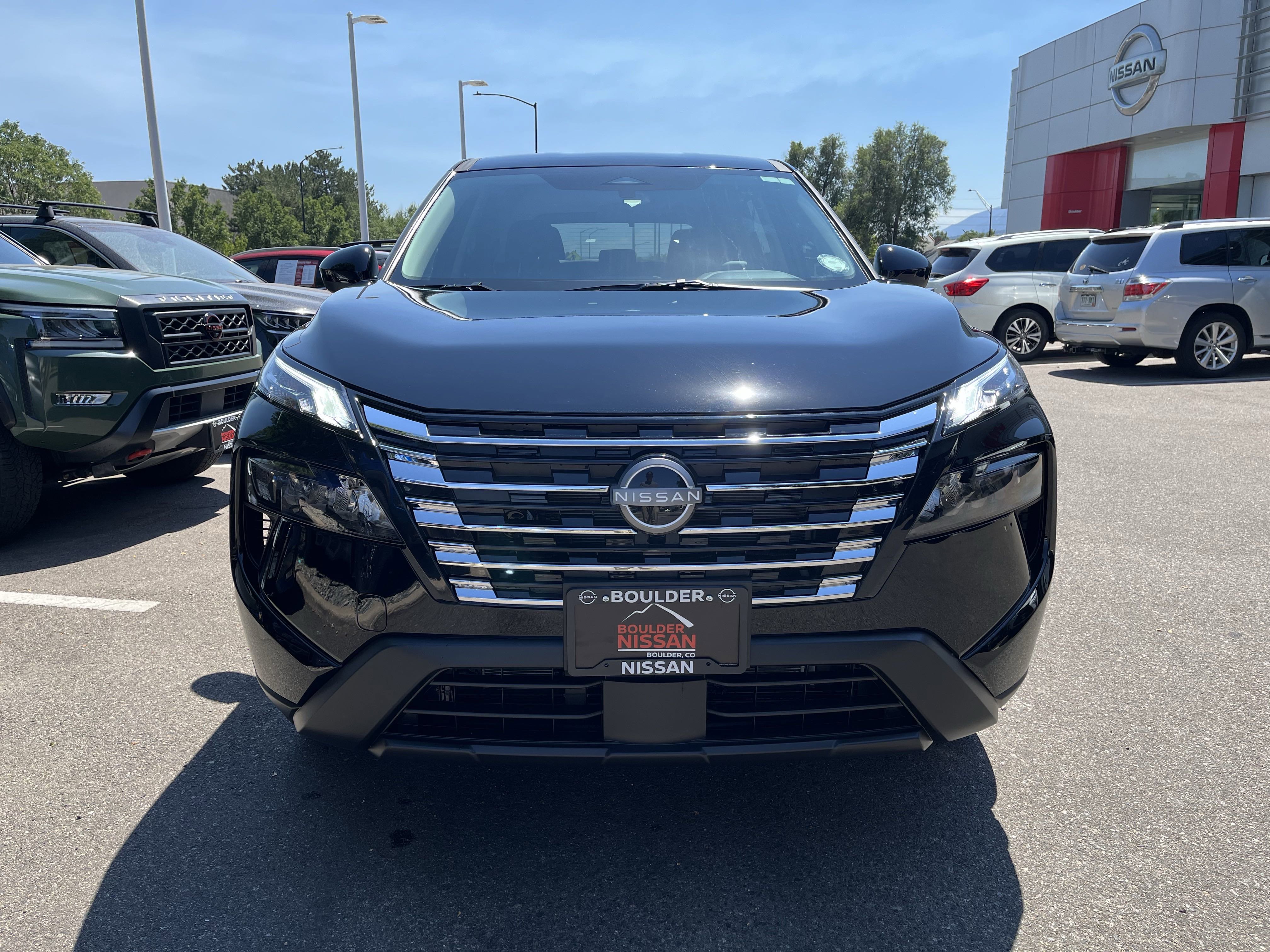 New 2026 Nissan Rogue SV image 2