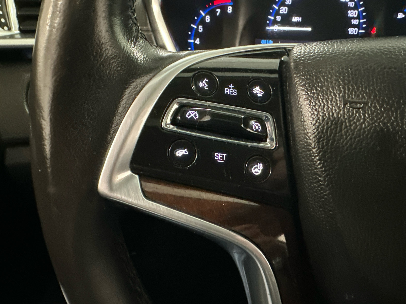 Used 2016 Cadillac SRX Luxury w/ Driver Awareness Package image 16