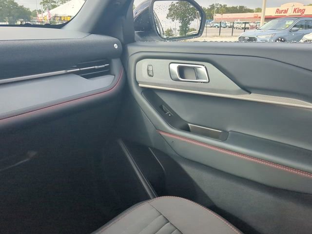 New 2025 Ford Explorer ST-Line w/ Premium Package image 6