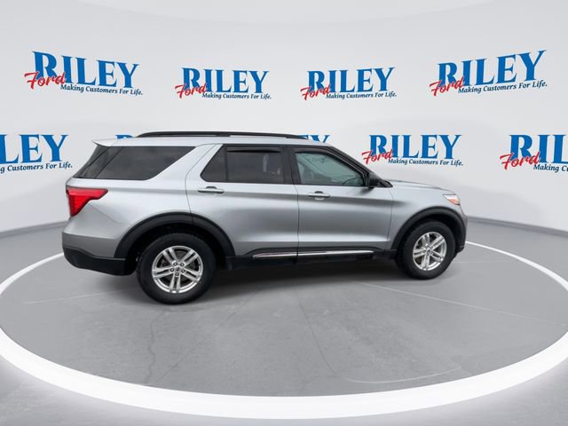 Certified 2023 Ford Explorer XLT image 9