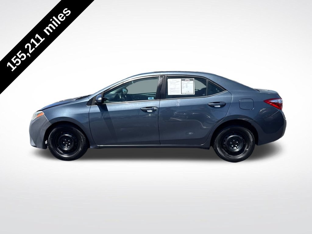 Used 2014 Toyota Corolla LE FWD image 2