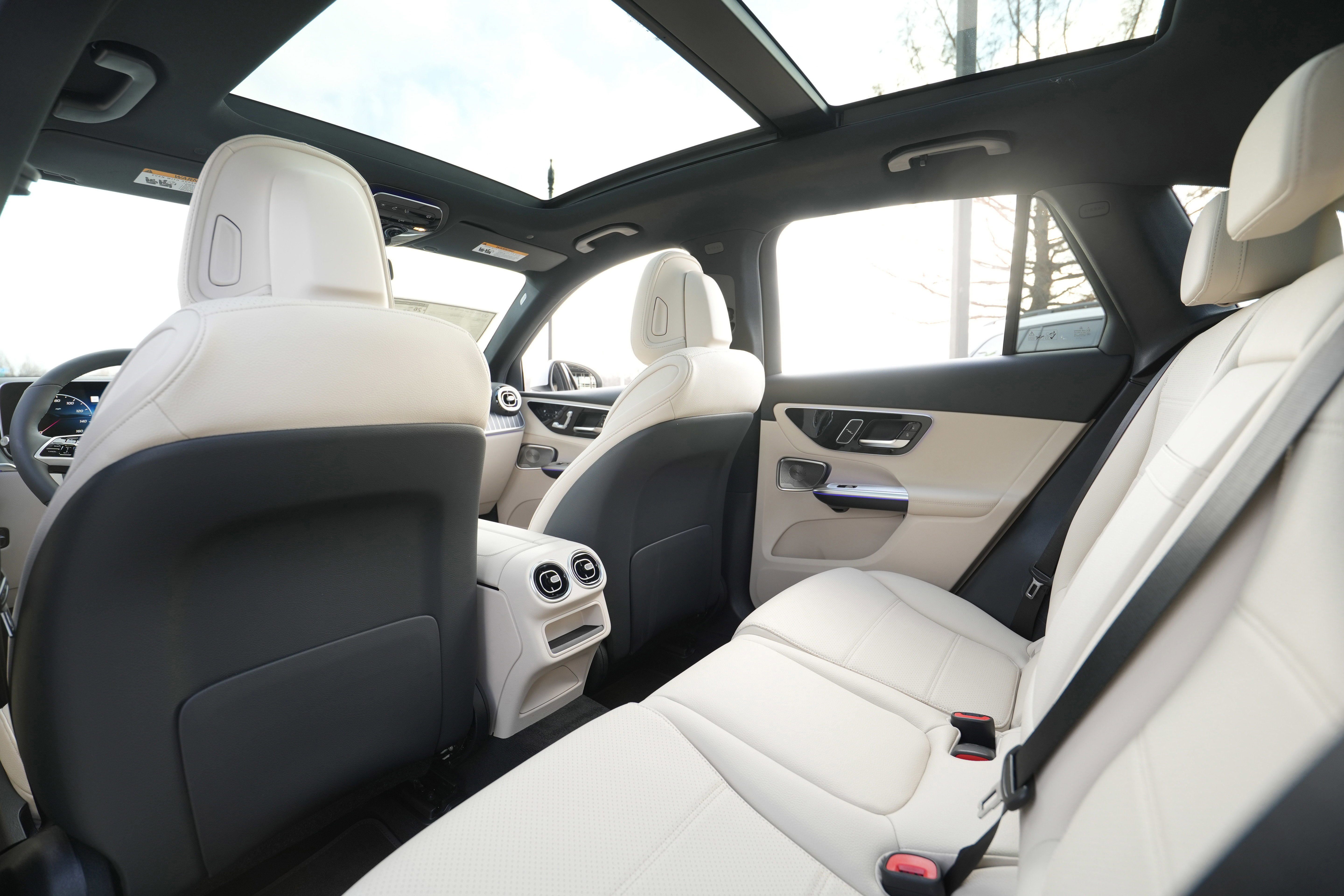 New 2026 Mercedes-Benz GLC 300 4MATIC image 43