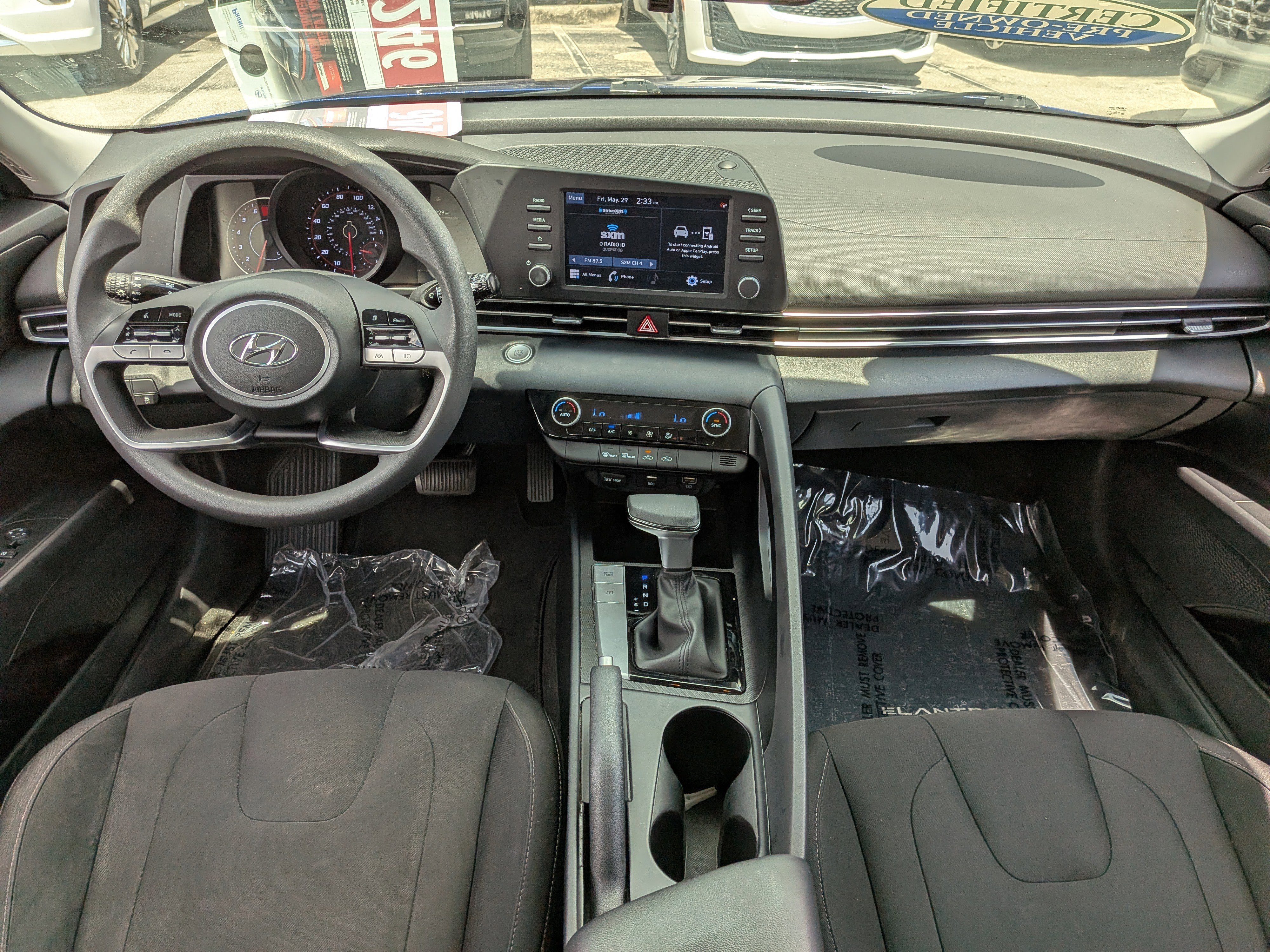 Used 2022 Hyundai Elantra SEL FWD image 15