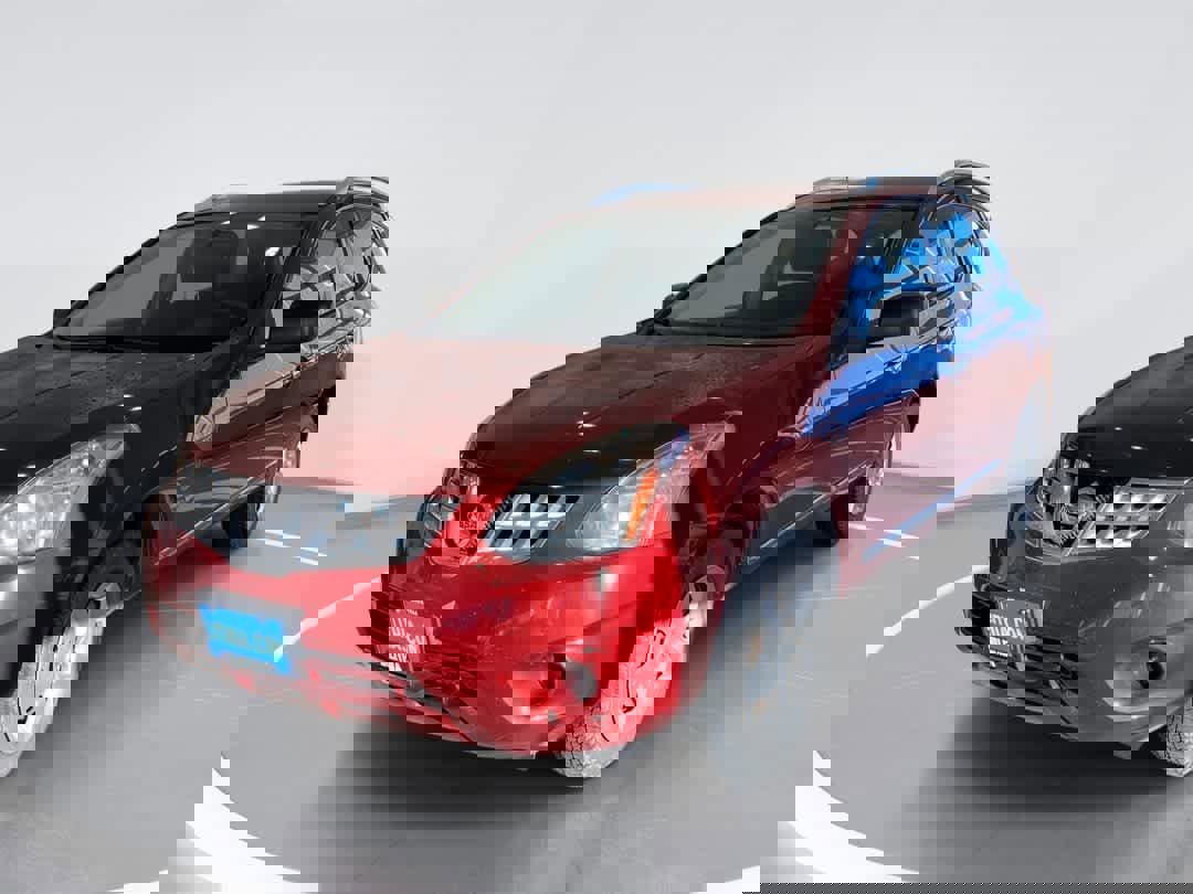 Used 2015 Nissan Rogue S w/ Convenience Package