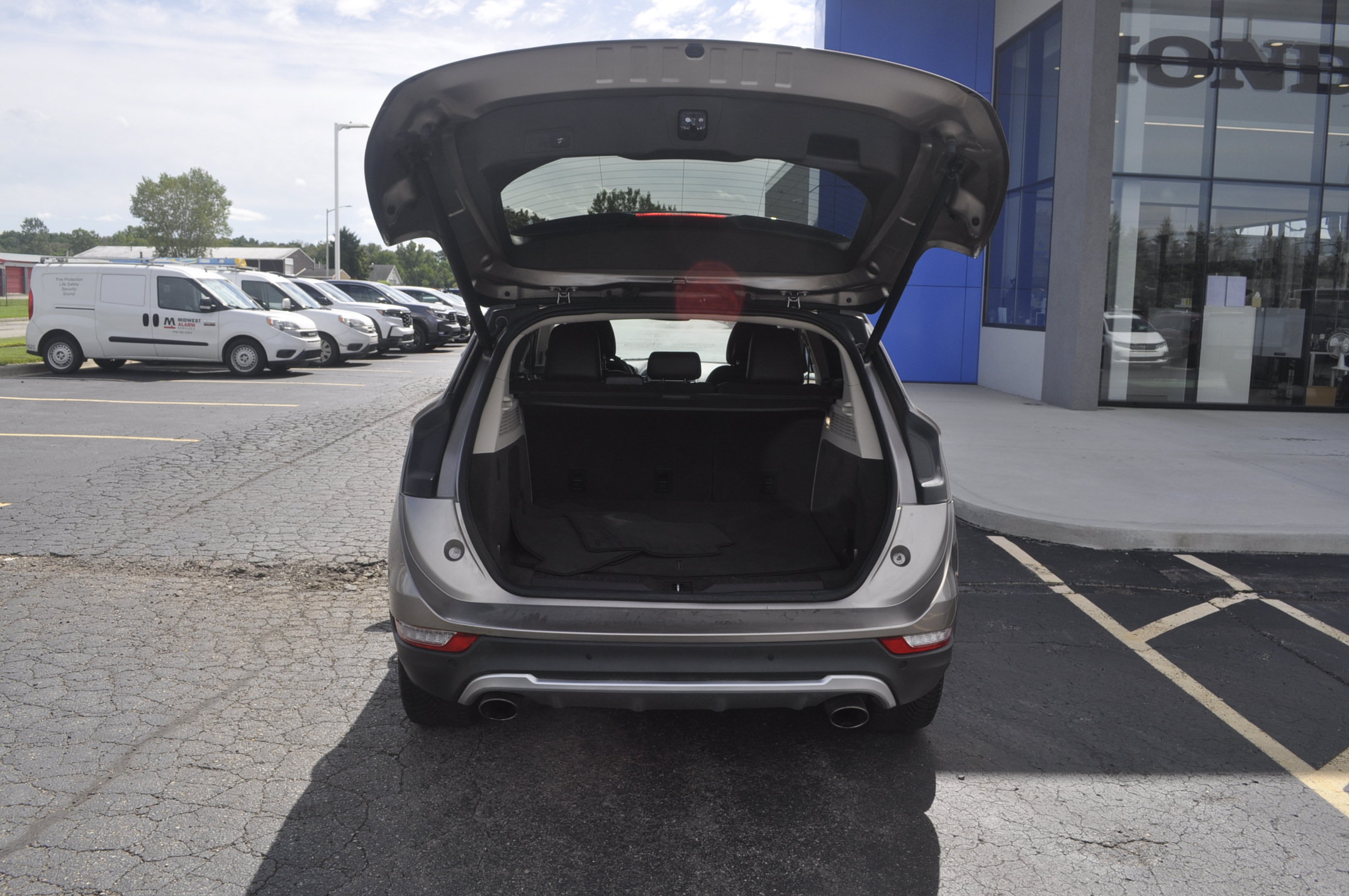 Used 2019 Lincoln MKC Select w/ Select Plus Package AWD/4WD image 10