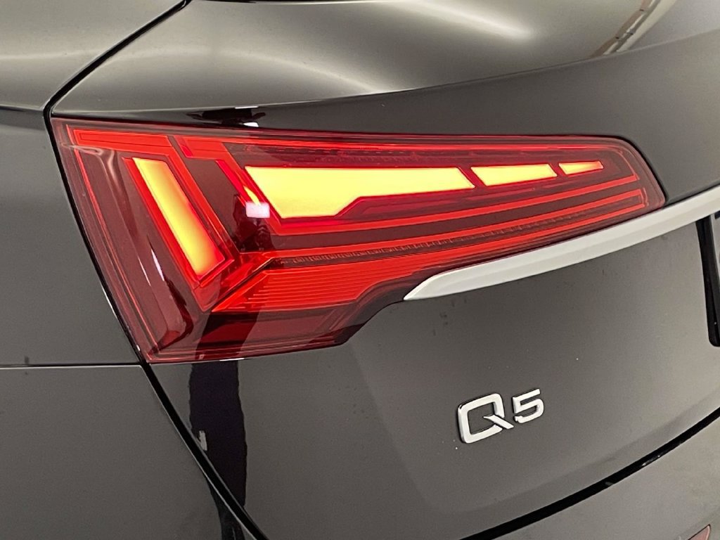 Certified 2023 Audi Q5 2.0T Premium Plus w/ Premium Plus Package AWD/4WD image 16