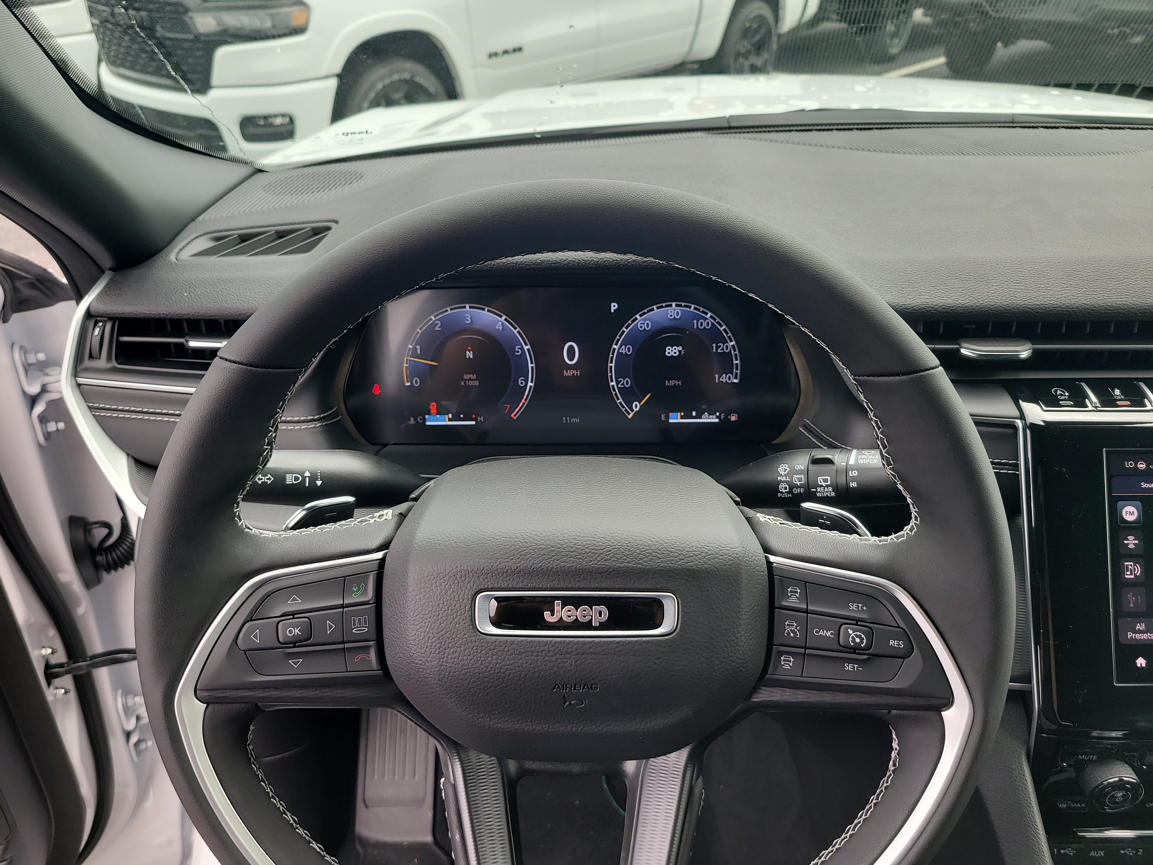New 2025 Jeep Grand Cherokee Altitude RWD image 21