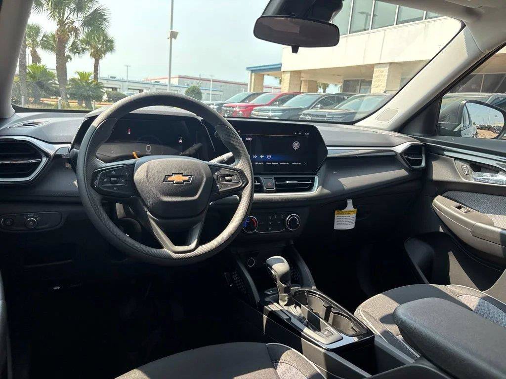 New 2026 Chevrolet TrailBlazer LS w/ LS Convenience Package FWD image 18