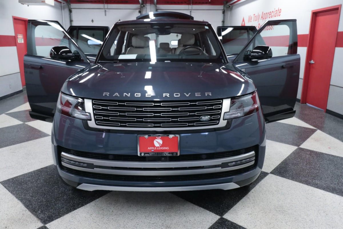 Used 2024 Land Rover Range Rover SE AWD/4WD image 29