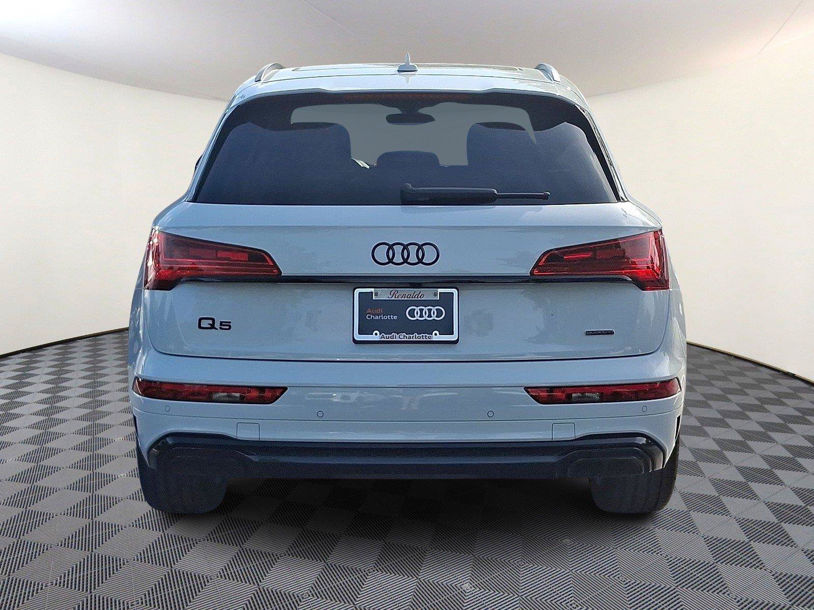Used 2024 Audi Q5 e Prestige AWD/4WD image 5