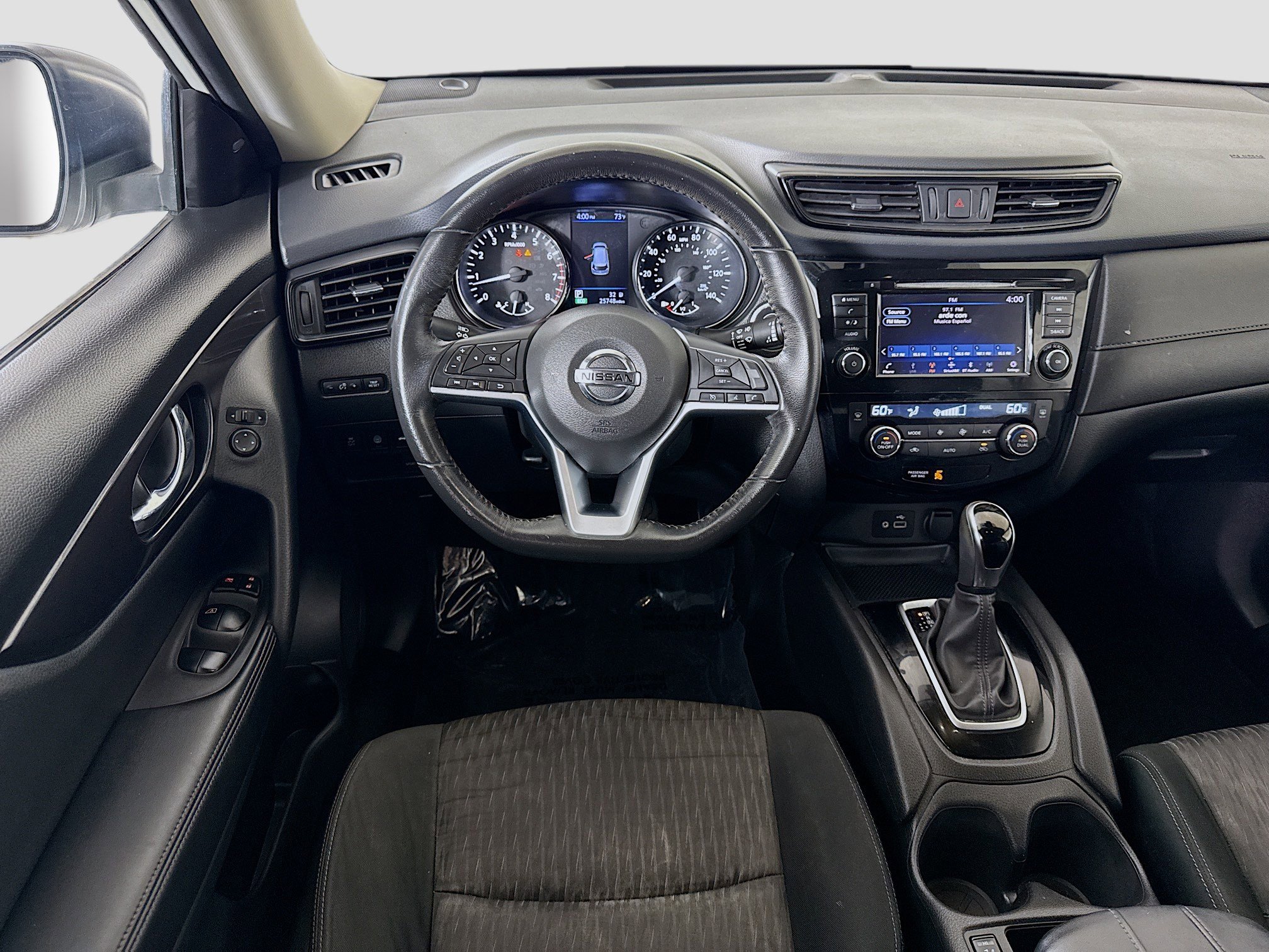 Used 2019 Nissan Rogue SV image 17