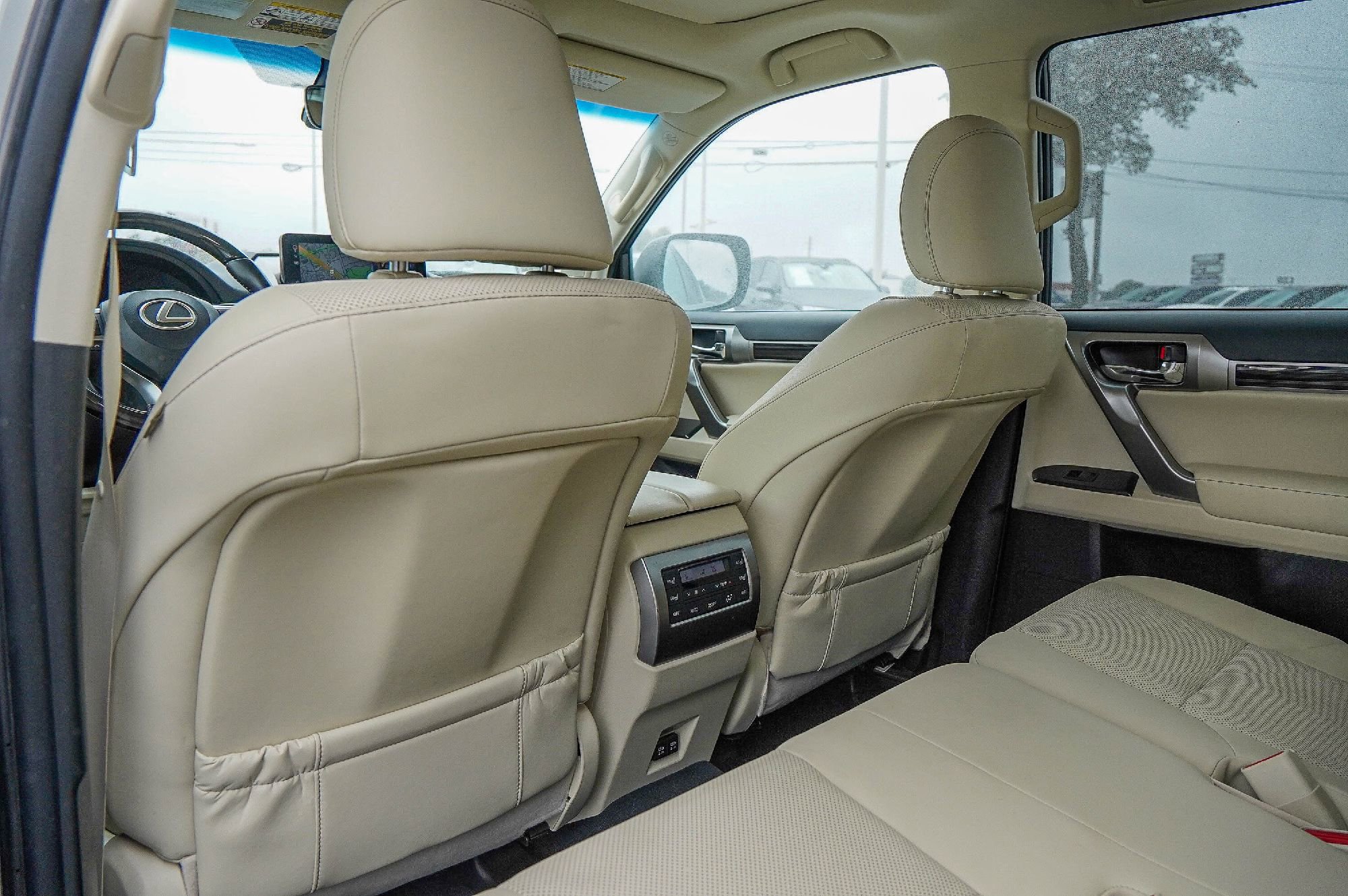 Used 2023 Lexus GX 460 Premium image 28