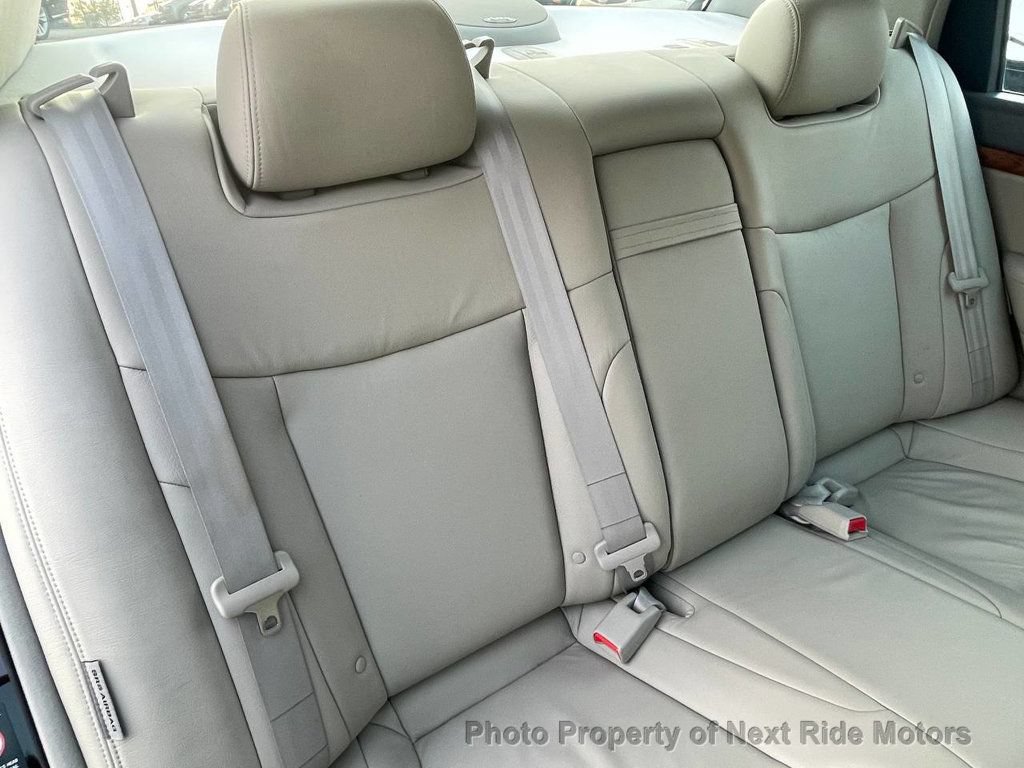 Used 2006 Kia Amanti FWD image 14