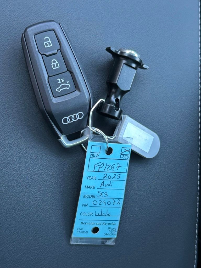 Used 2025 Audi SQ5 Premium Plus w/ Premium Plus Package image 76