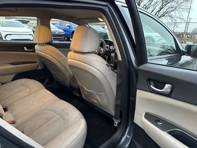 Used 2016 Kia Optima LX image 18