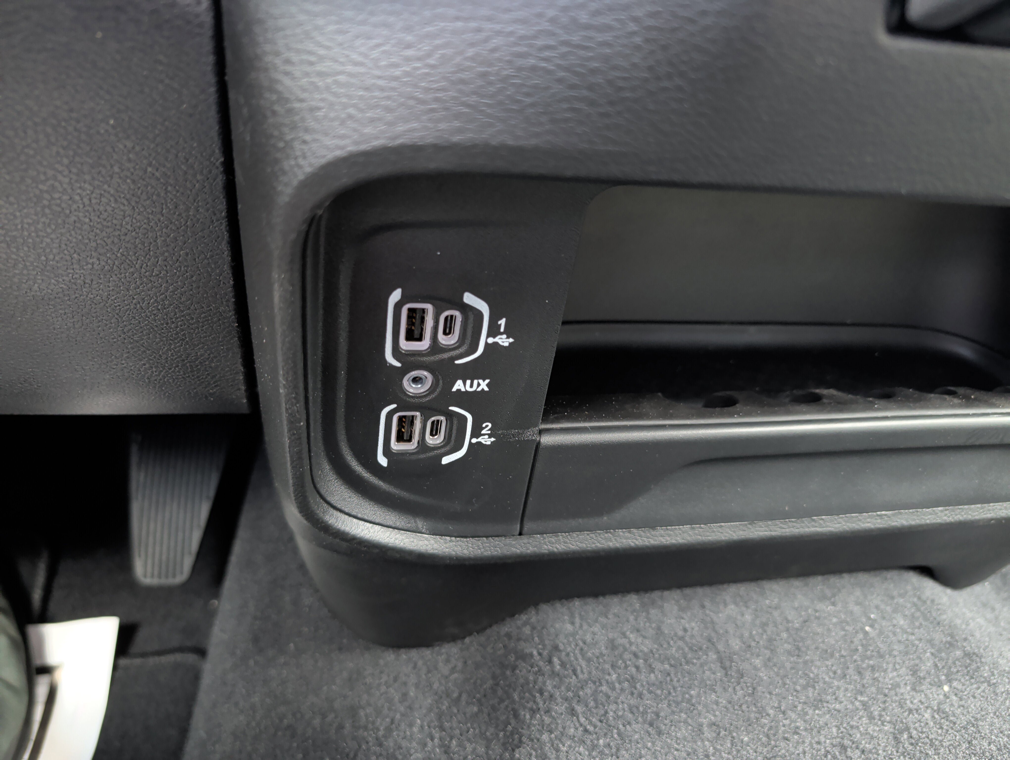New 2026 RAM 2500 Tradesman AWD/4WD image 27