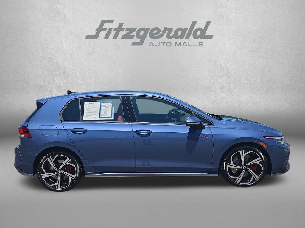 Used 2026 Volkswagen GTI SE FWD image 8