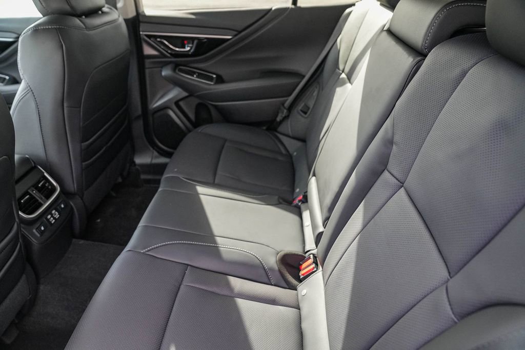 New 2025 Subaru Outback Limited image 19