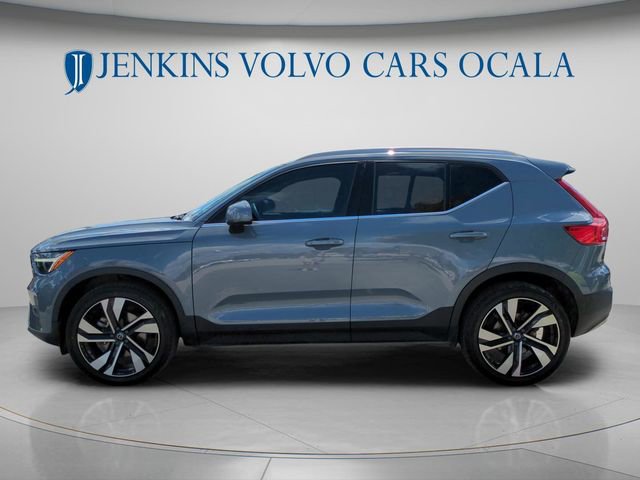 Used 2023 Volvo XC40 B5 Plus w/ Protection Package Premier AWD/4WD image 6