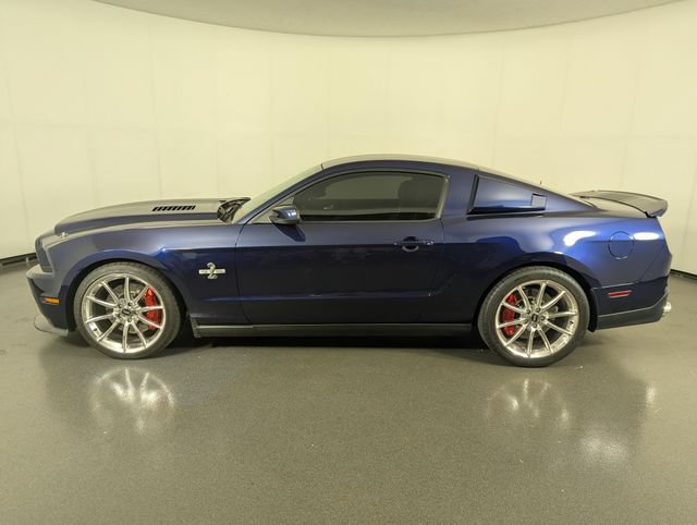 Used 2011 Ford Mustang Shelby GT500 RWD image 5
