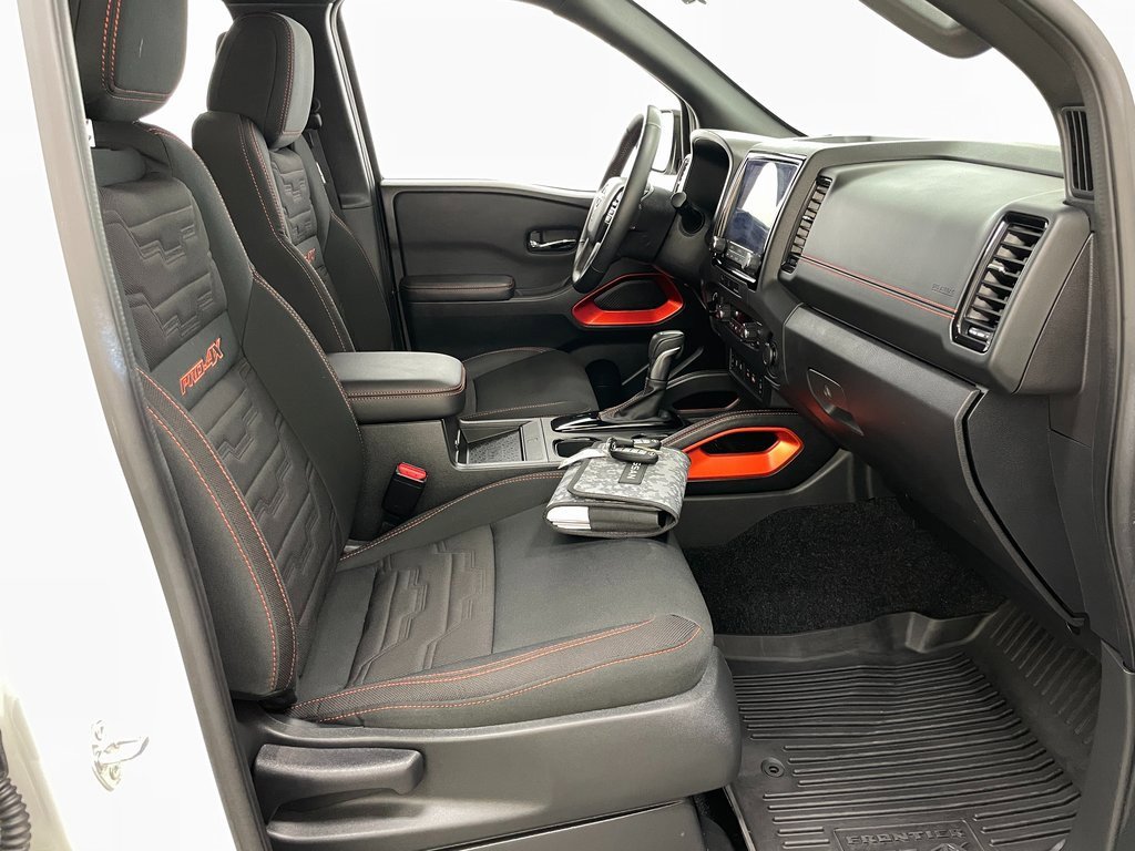 Used 2024 Nissan Frontier PRO-4X w/ Pro Convenience Package image 37