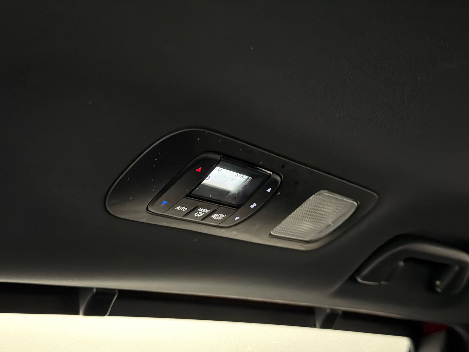 Used 2025 Honda Odyssey Sport-L image 21