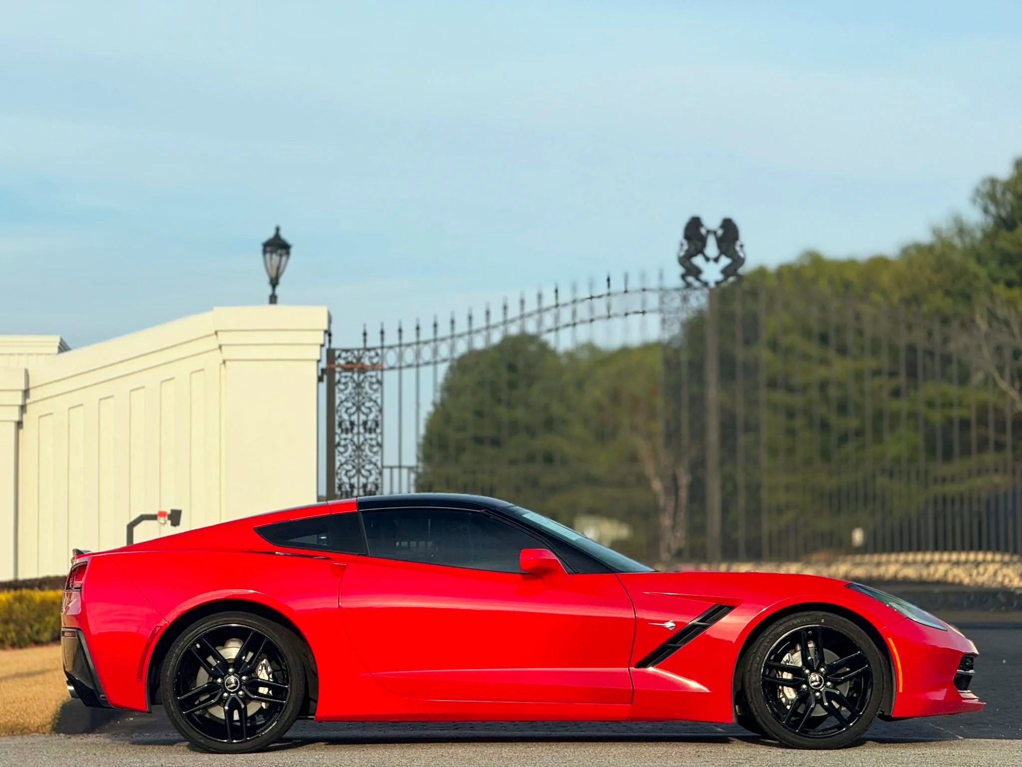 Used 2019 Chevrolet Corvette Stingray Coupe w/ 3LT Preferred Equipment Group image 6