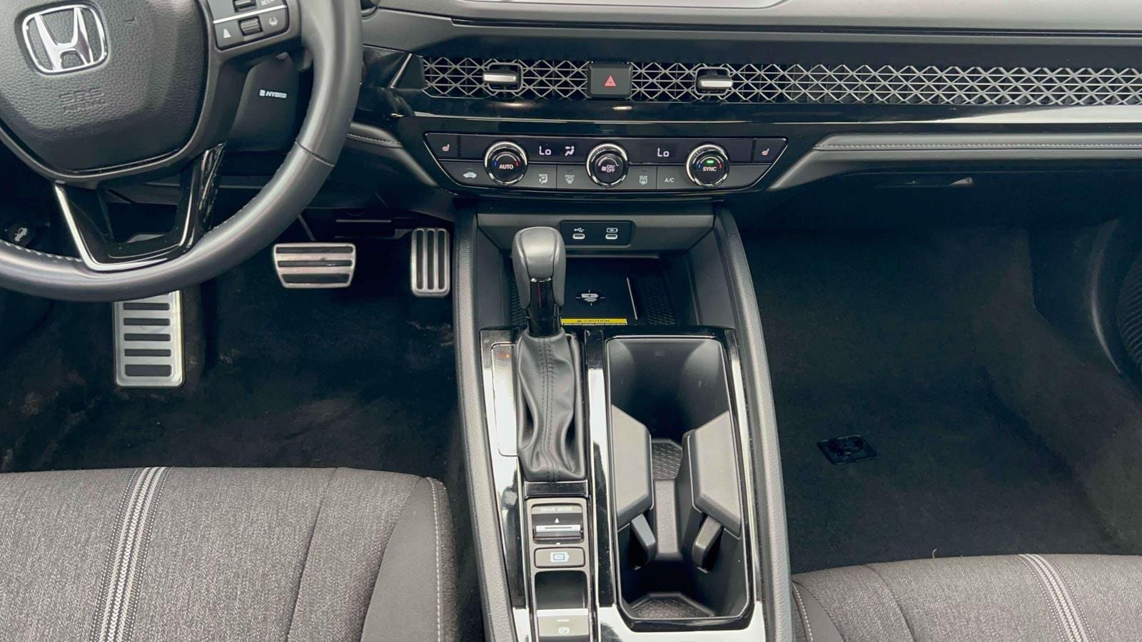 Used 2025 Honda Accord Sport image 24