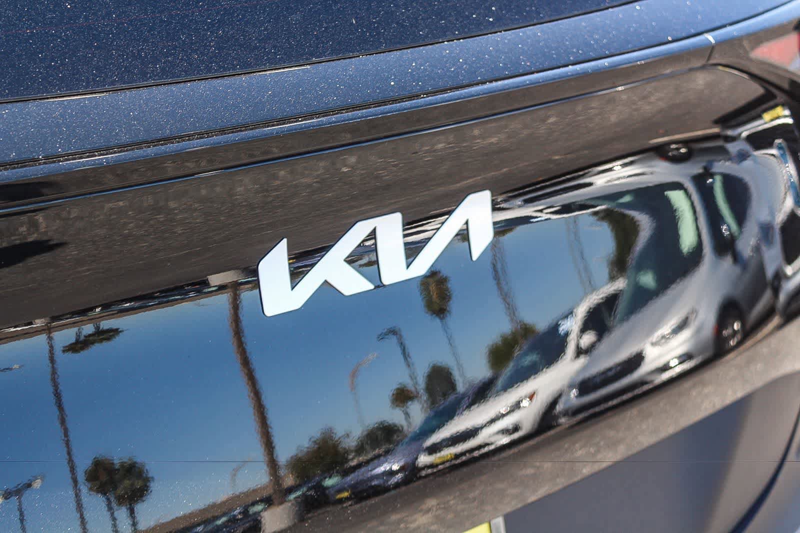 Used 2026 Kia Sportage EX FWD image 9