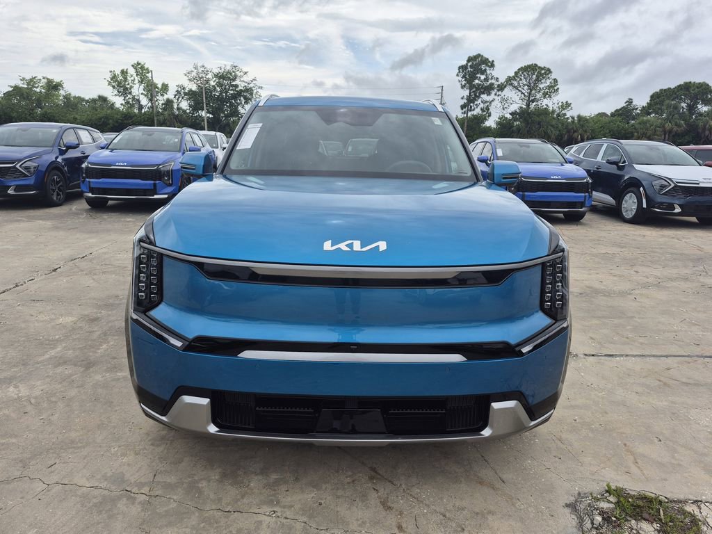 New 2026 Kia EV9 Land w/ Nightfall Edition Package image 3