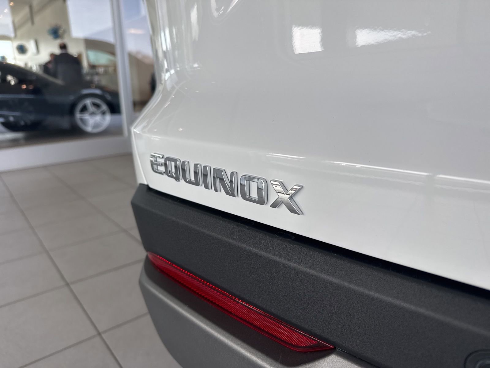 New 2026 Chevrolet Equinox LT w/ Convenience Package II FWD image 7