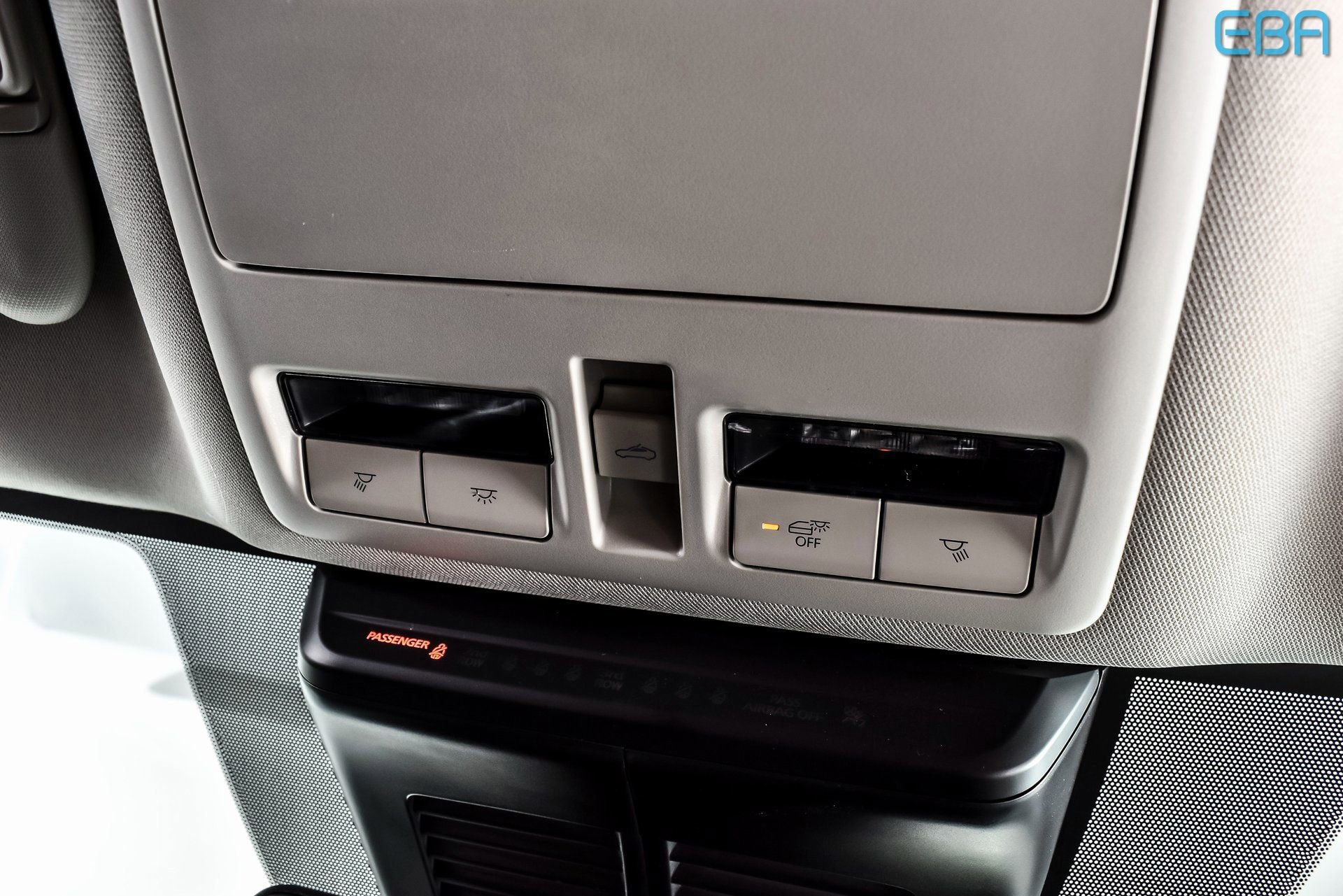 Used 2025 MAZDA CX-50 AWD 2.5 Hybrid w/ Premium Pkg image 30