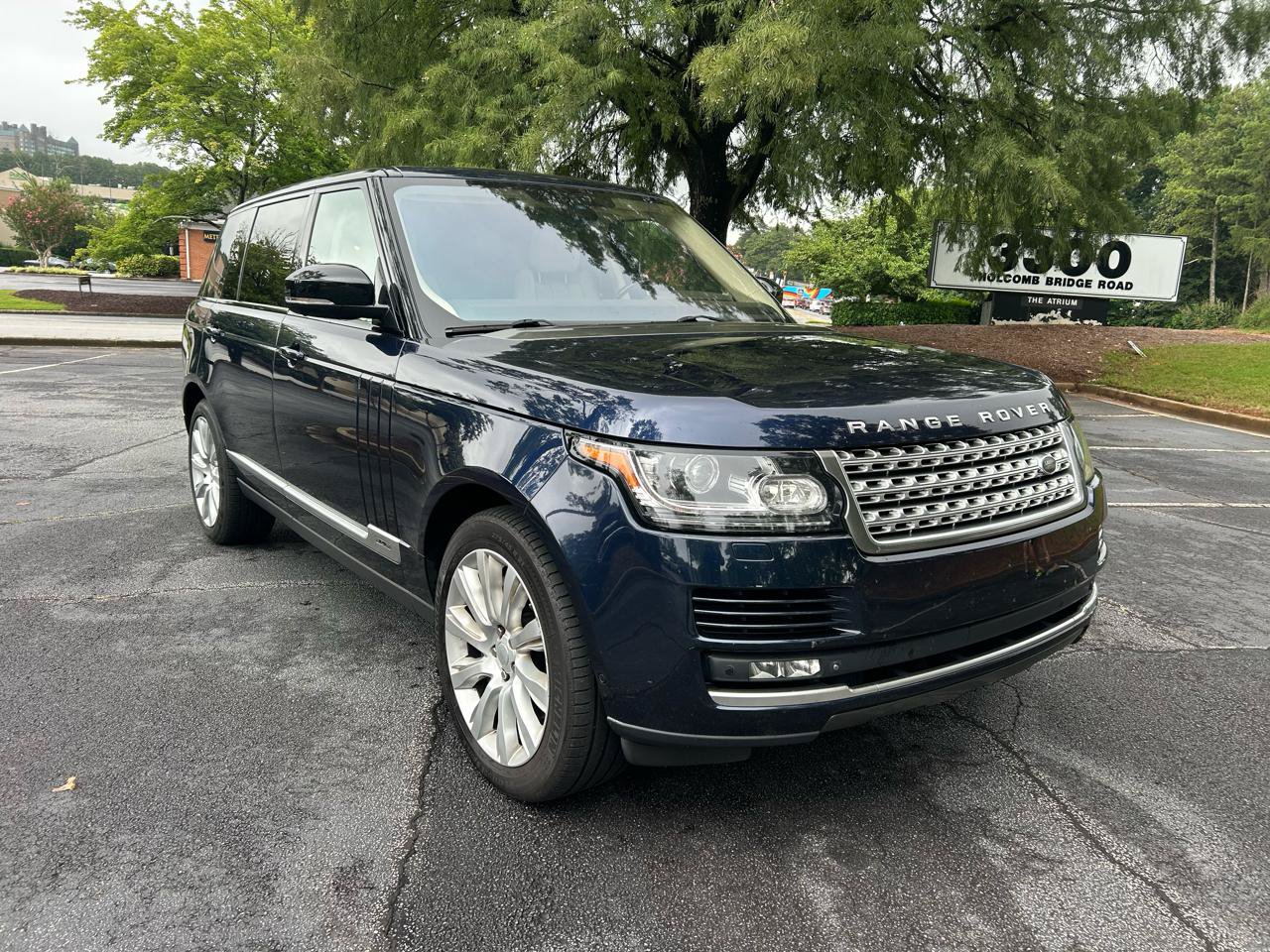 Used 2015 Land Rover Range Rover Long Wheelbase Supercharged AWD/4WD image 7