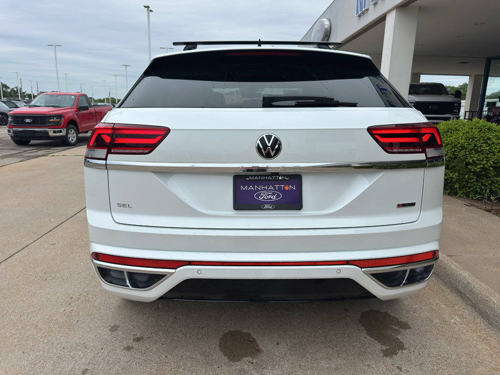 Used 2022 Volkswagen Atlas Cross Sport SEL R-Line AWD/4WD image 9