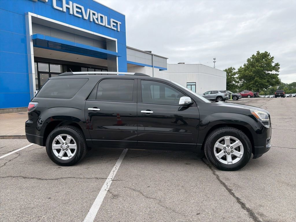 Used 2015 GMC Acadia SLE FWD image 2
