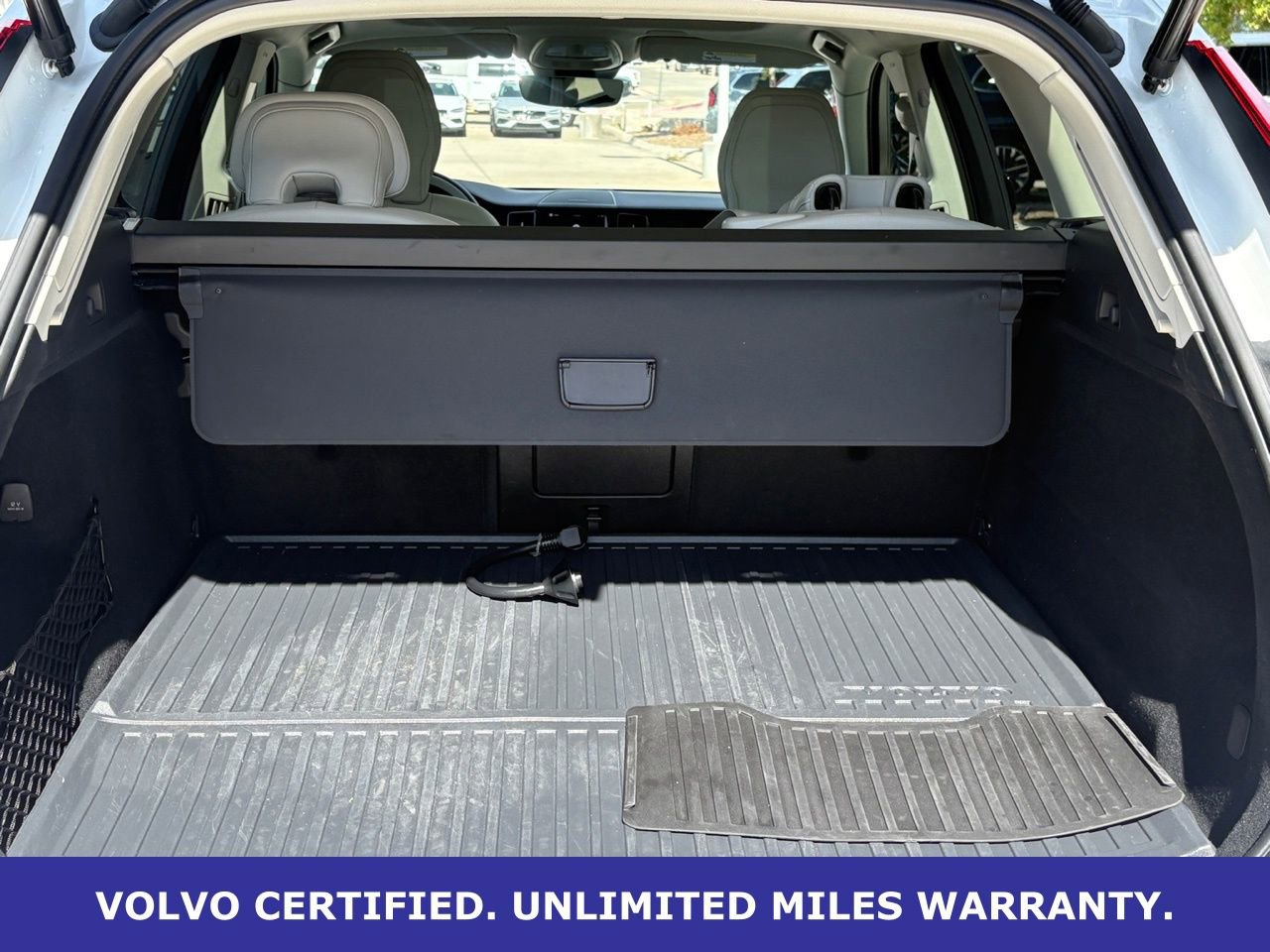 Certified 2024 Volvo XC60 T8 Plus w/ Protection Package Premier image 37